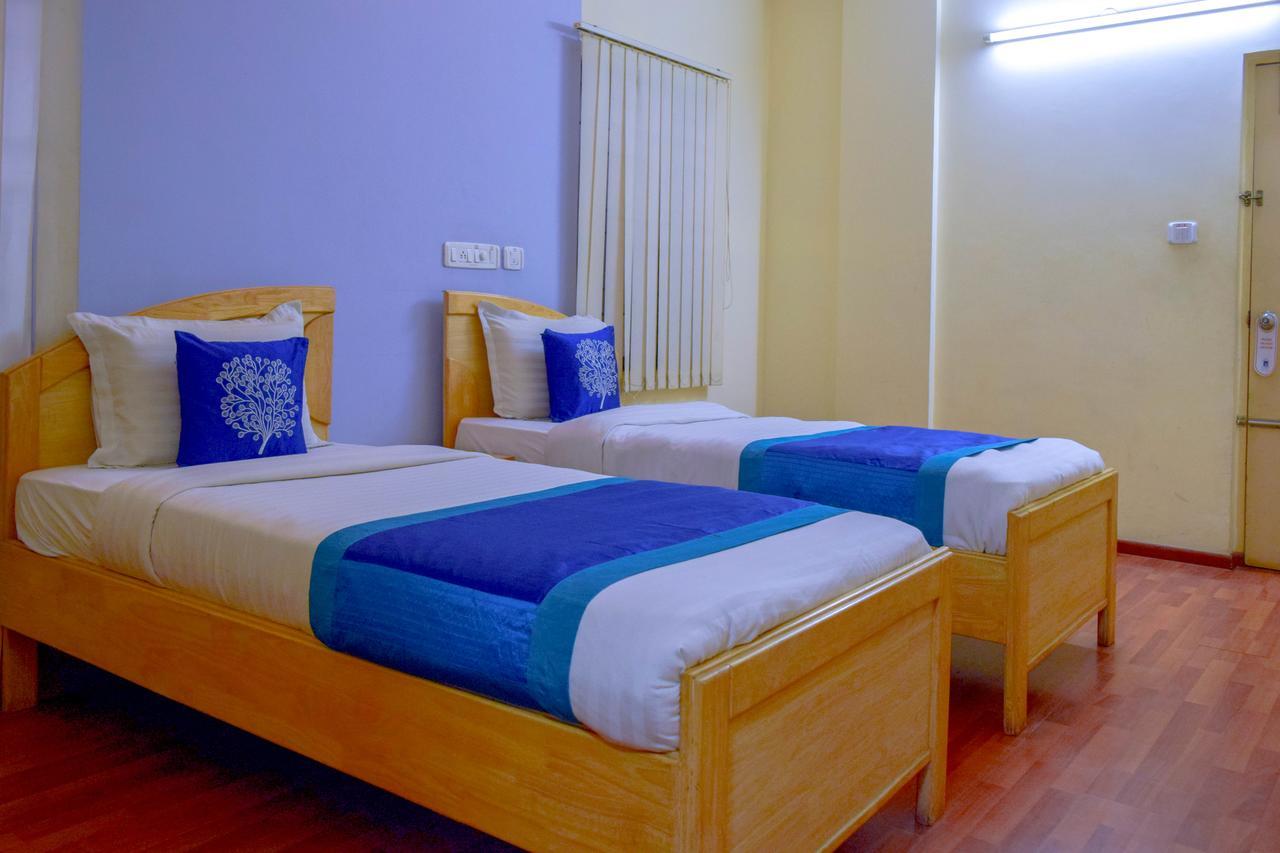 Oyo 5934 Lokaz Hotel Bengaluru Kültér fotó