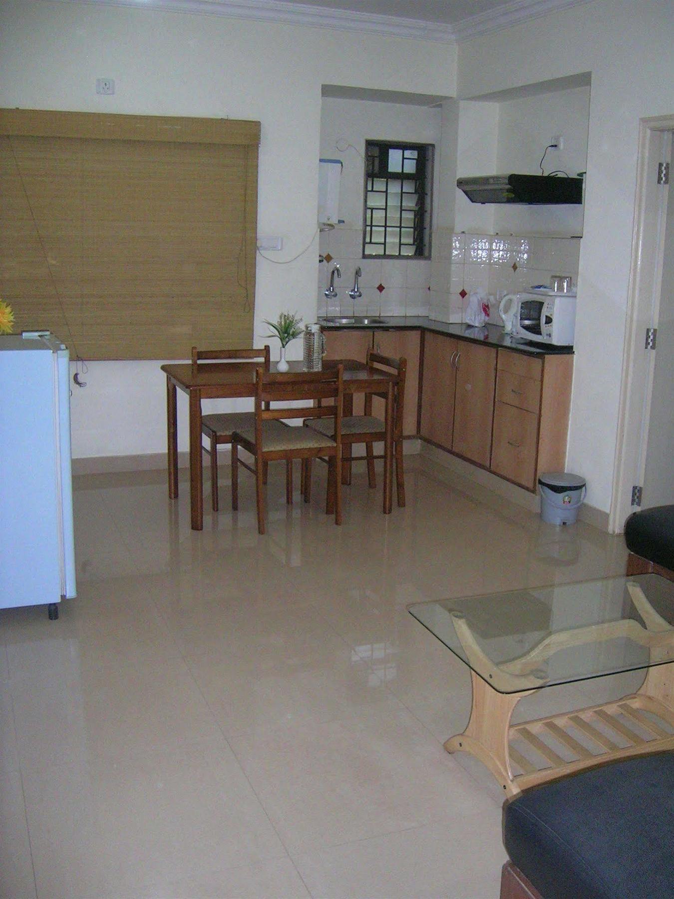 Oyo 5934 Lokaz Hotel Bengaluru Kültér fotó